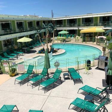 Caribbean Motel Thumbnail