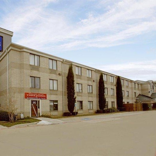 Americas Best Value Inn - Addison/Dallas Thumbnail