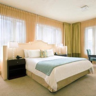 Hotel DeLuxe Thumbnail