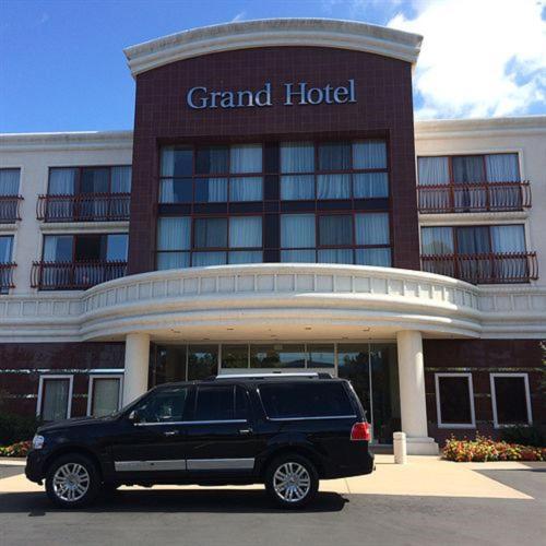 Grand Hotel Thumbnail