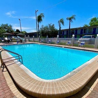 Gulf Way Inn Clearwater Thumbnail