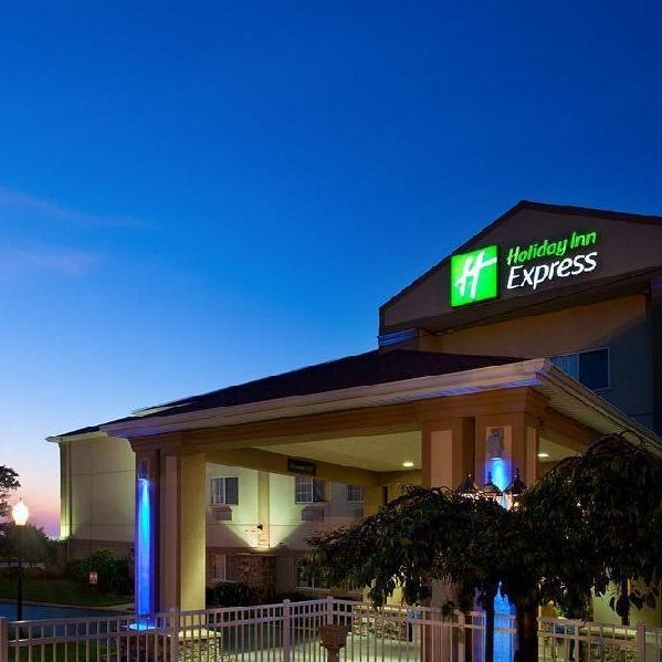 Holiday Inn Express Hotel And Suites St Joseph By IHG Thumbnail