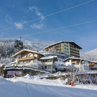 Hotel Waldfriede - Panoramic View Zillertal