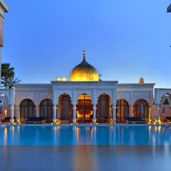 Palais Namaskar