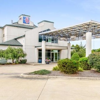Motel 6-Medina, OH - Cleveland Thumbnail