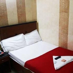 HOTEL GOLDeN PARK