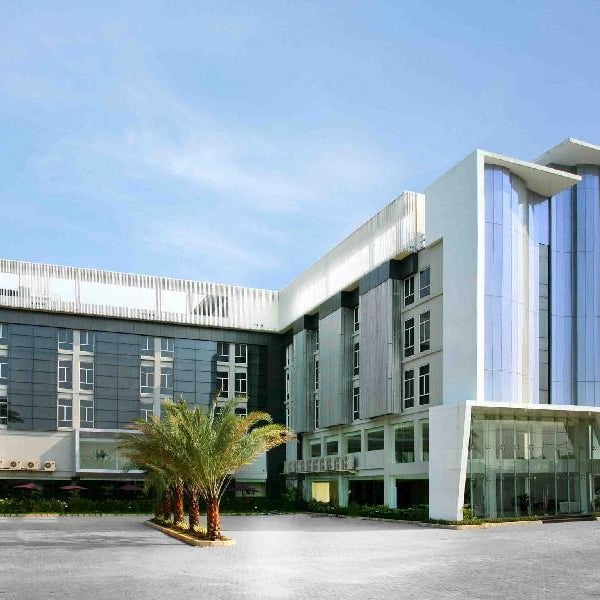 Yasmin Hotel Karawaci Thumbnail