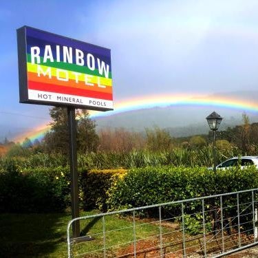 Rainbow Motel & Hot Pools