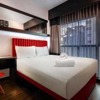 Essence Hotel Carlton Thumbnail
