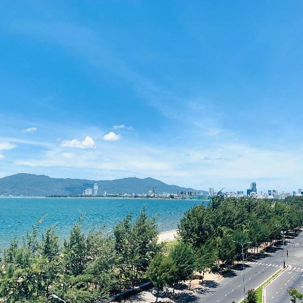 Whale Ocean View Hotel Thumbnail