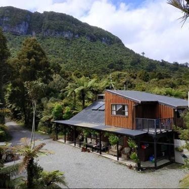 Te Nikau Retreat