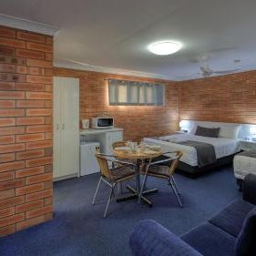 Gunsynd Motor Inn