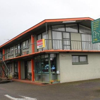 Manhattan Motel Thumbnail