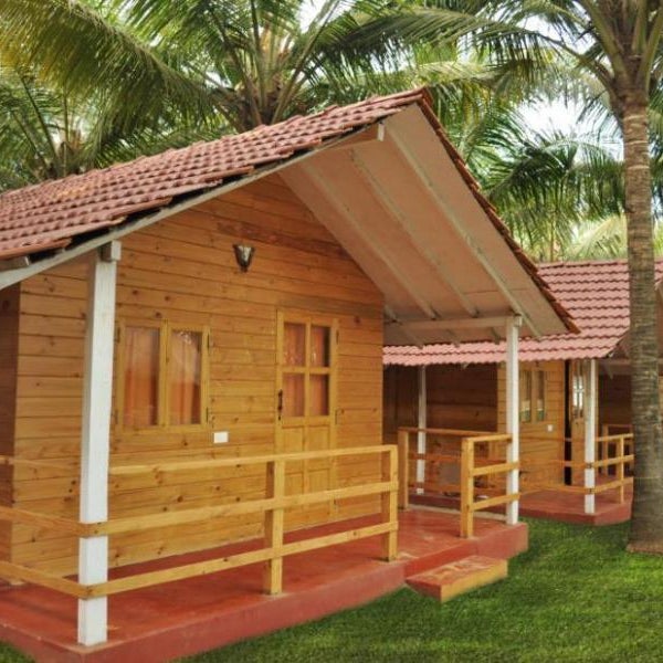 Morjim Hermitage Resort