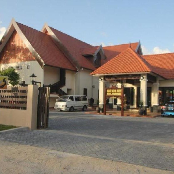 The Manor Beach Resort