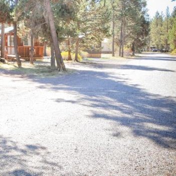 Bend-Sunriver Camping Resort Two-Bedroom Cabin 5 Thumbnail
