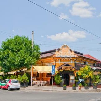 Hotel Les Jardins Carol Thumbnail