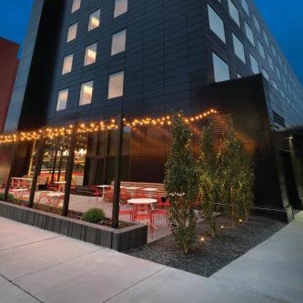 Radisson Red Minneapolis Downtown Thumbnail