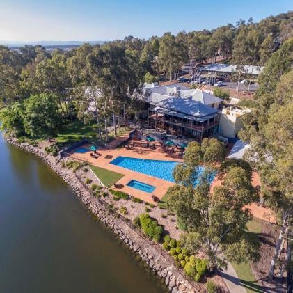 Avani Cypress Lakes Resort