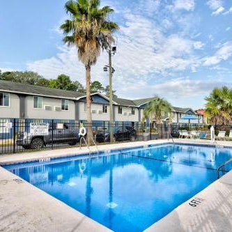 Days Inn by Wyndham Savannah Gateway I-95 Thumbnail