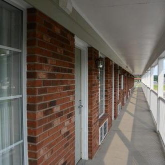 Richland Inn - Lewisburg Thumbnail