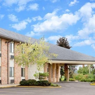 Baymont by Wyndham Zanesville Thumbnail