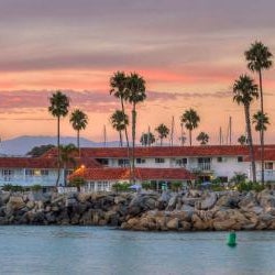 Oceanside Marina Suites - A Waterfront Hotel Thumbnail