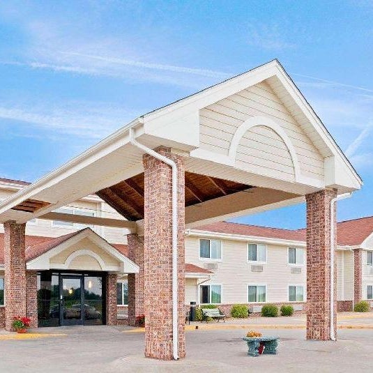 AmericInn by Wyndham Oscoda Near AuSable River Thumbnail