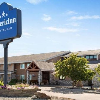 AmericInn by Wyndham Roseau Thumbnail
