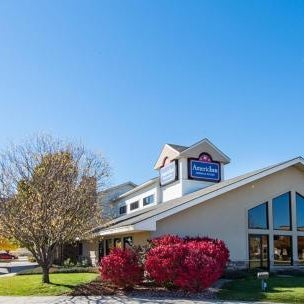 AmericInn by Wyndham Windsor Ft. Collins Thumbnail