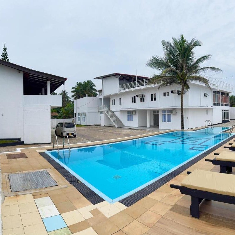 Palazzo Beach Hotel Thumbnail