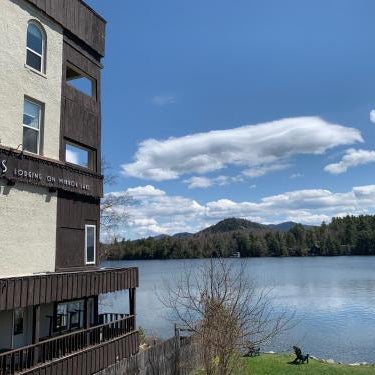 The Haus On Mirror Lake Thumbnail