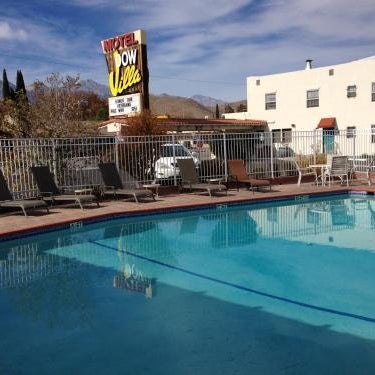 Dow Villa Motel Thumbnail