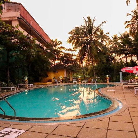 Carina Beach Resort