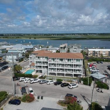 Sandpeddler Inn and Suites Thumbnail
