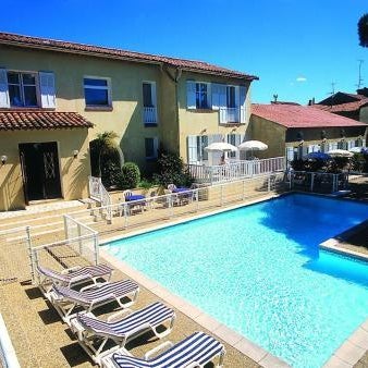 Hôtel Lou Paouvadou Thumbnail