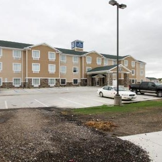 Cobblestone Hotel & Suites - Devils Lake Thumbnail