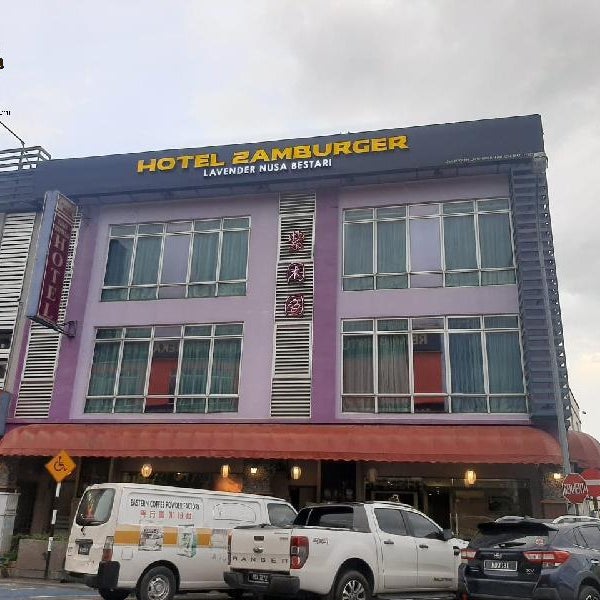 Lavender Inn Nusa Bestari Thumbnail