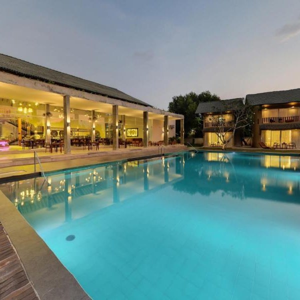 South Lake Resort Koggala
