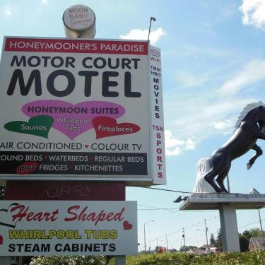 Motor Court Motel Thumbnail