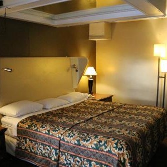 Miami Inn & Suites Thumbnail