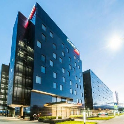 Courtyard By Marriott Bogota Airport Thumbnail