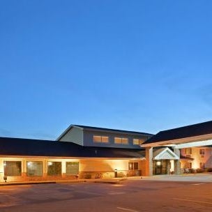 AmericInn by Wyndham Marshall Thumbnail