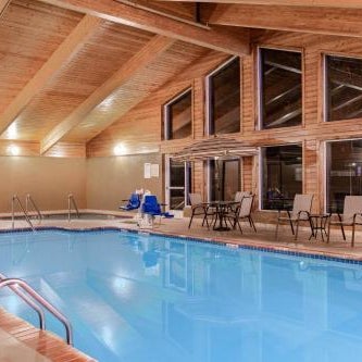 SureStay Plus Hotel by Best Western Litchfield Thumbnail