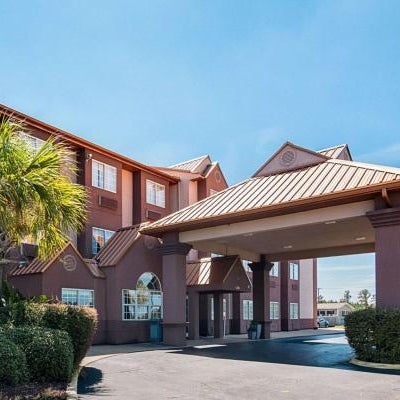Econo Lodge Inn & Suites Natchitoches Thumbnail