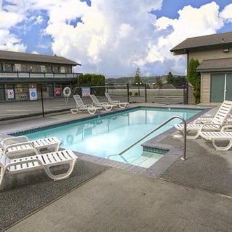 Poulsbo Inn & Suites Thumbnail