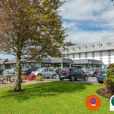 Flannery's Hotel Thumbnail