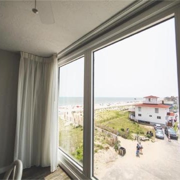 Surf Club Oceanfront Hotel Thumbnail