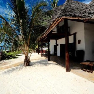 Beachfront Villa Patti ZanzibarHouses Thumbnail