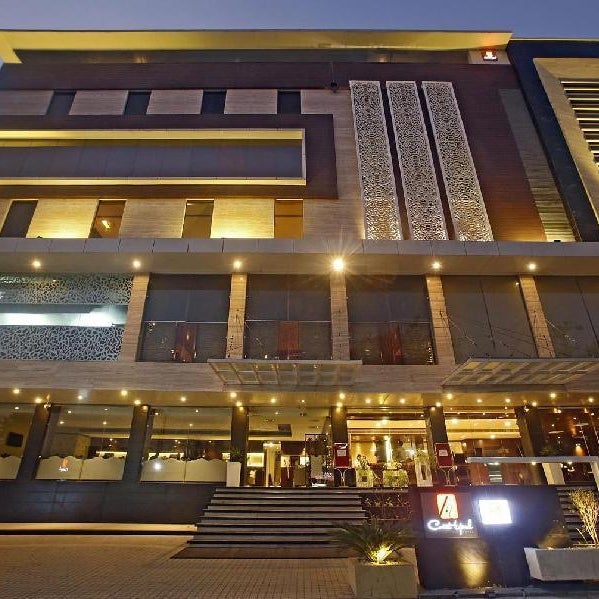 Hotel LN Courtyard